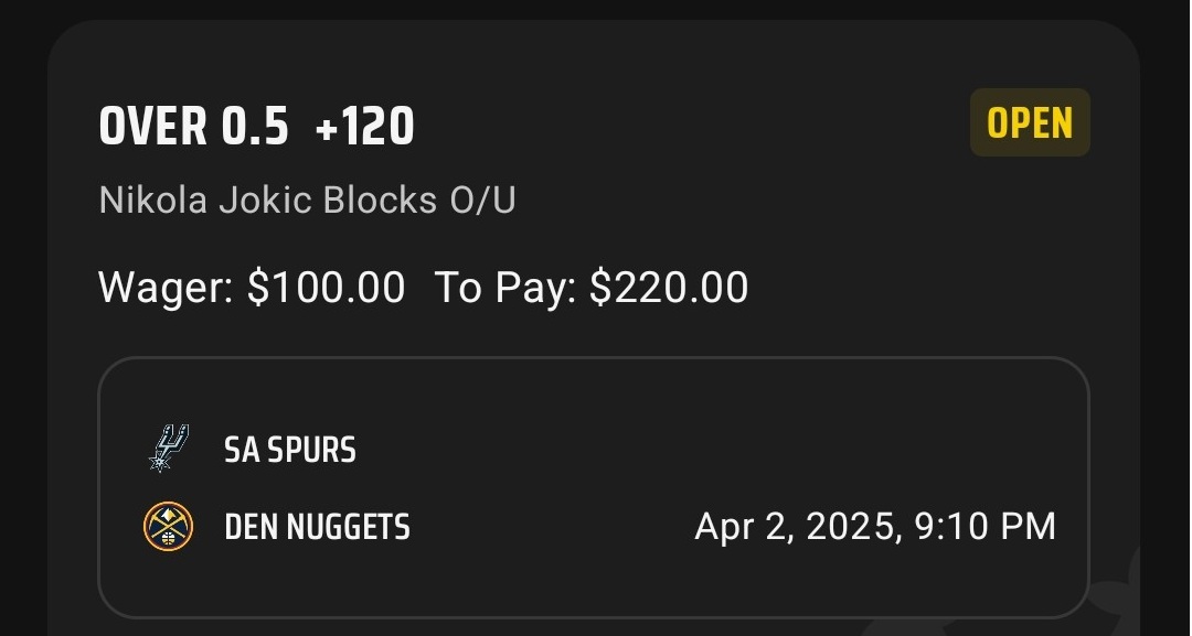 Arbitrage betting example showing odds differences between sportsbooks
